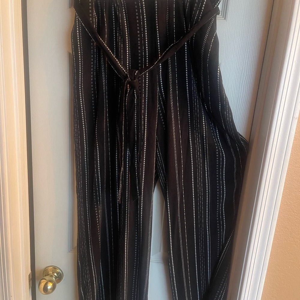 Striped Black Tie-Waist pants